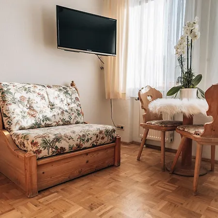 Krone Hotel *